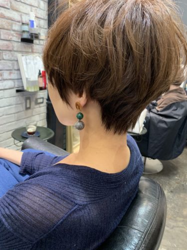 ３０代４０代女性の為の大人のお洒落ショートカット マニッシュマッシュショート 縮毛矯正と髪質改善が上手いと東京で人気の美艶髪専門美容室ｍｅｒｌｉ